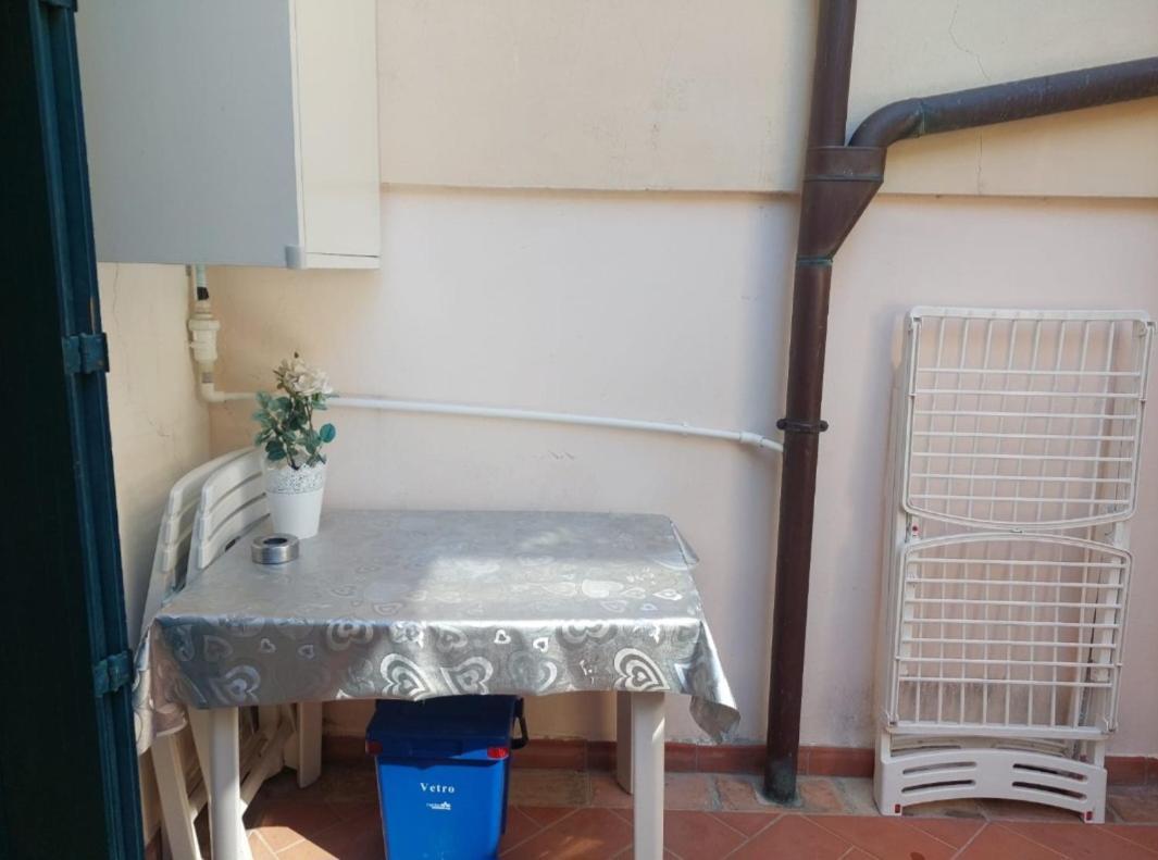 Bilocale Centro Storico Apartment Песаро Екстериор снимка