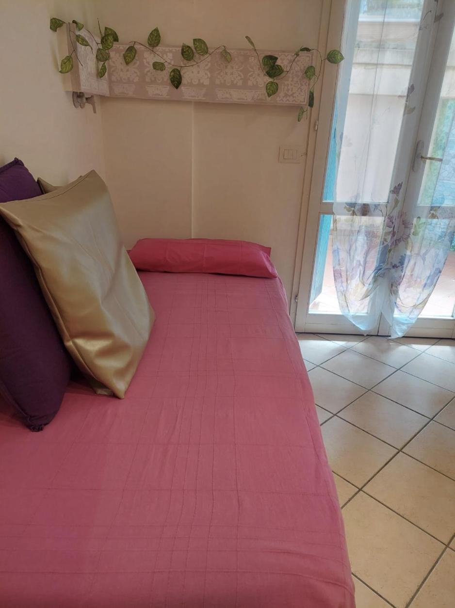 Bilocale Centro Storico Apartment Песаро Екстериор снимка